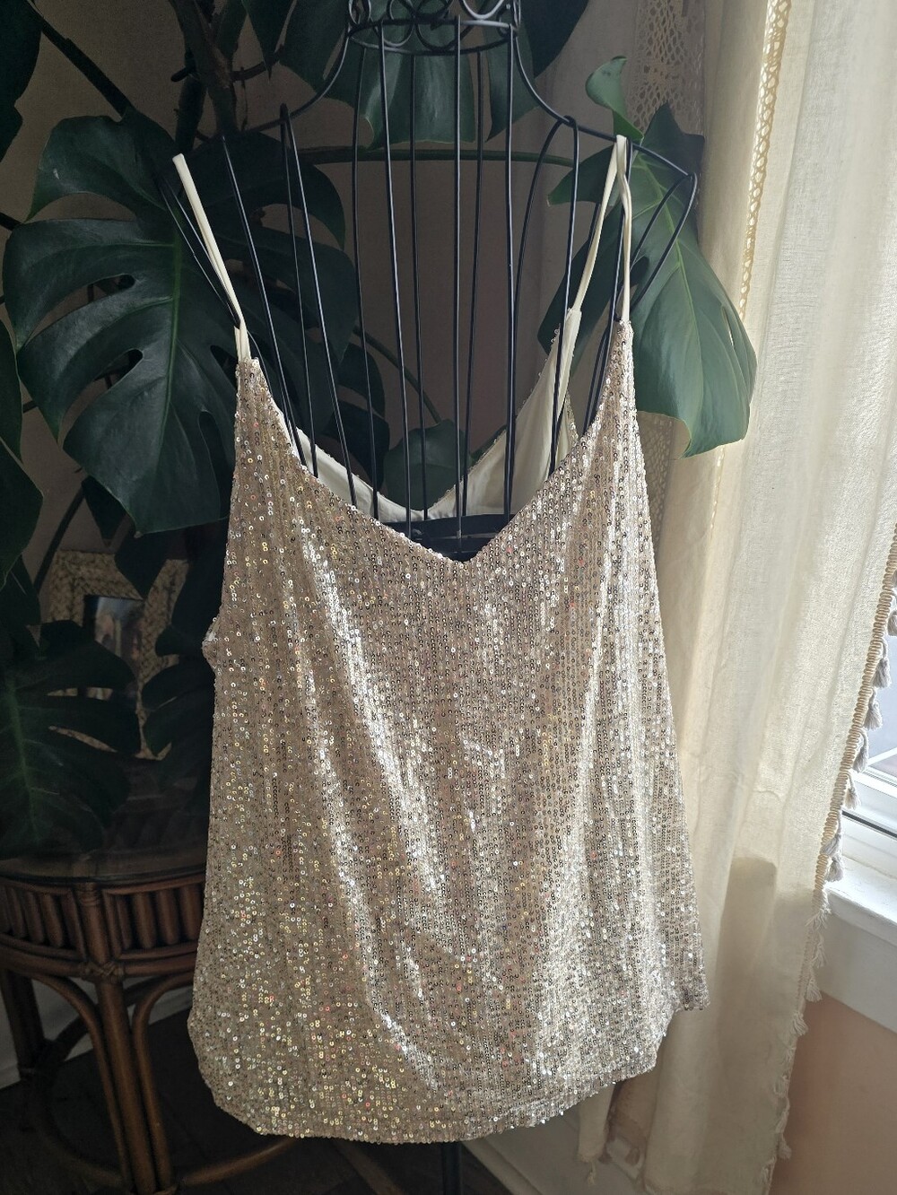 Calvin Klein Champagne Gold Shimmer Sequin Spaghetti Strap Cami Tank Top XL